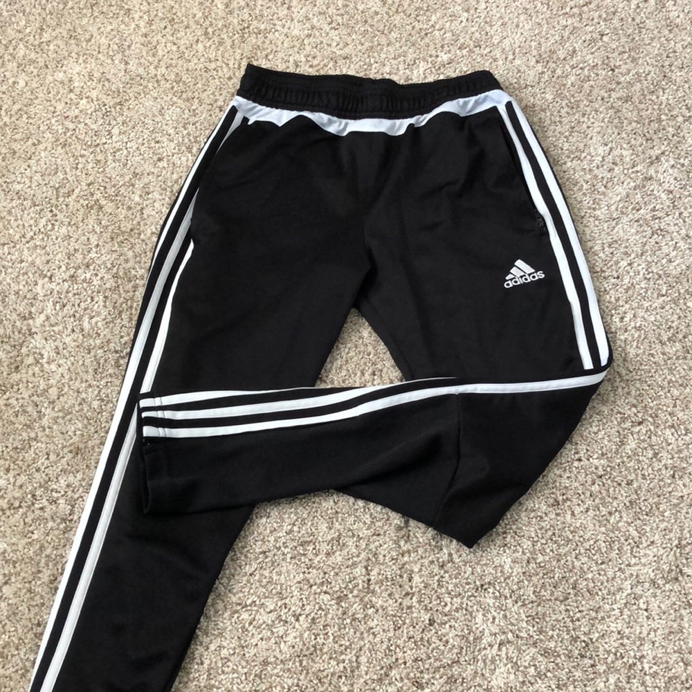 ADIDAS SWEATPANTS